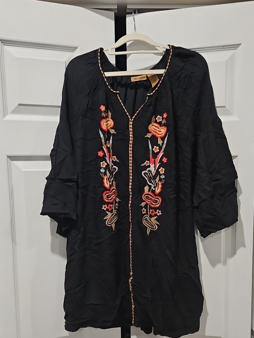 Wrangler Black Dress With Floral Embroidery